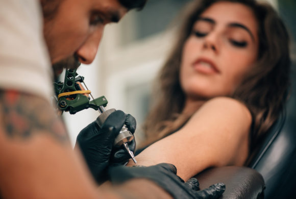O que você precisa saber na hora de fazer sua primeira tatuagem?